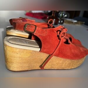 Women's Suede Platform Flatform Sandals - Madison Harding Rust Colored Wood